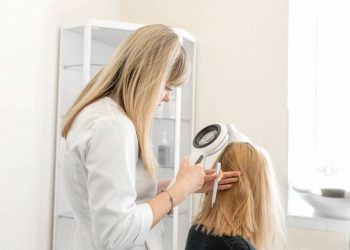 Zoom sur la greffe de cheveux robotisée : est-ce douloureux ?